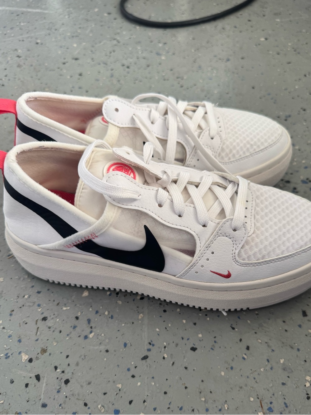 Nike Sneaker